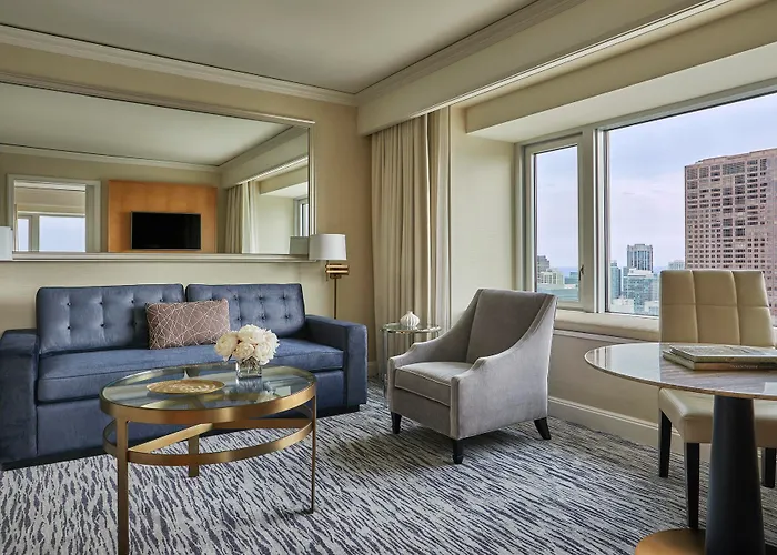 Executive Premier King Suite