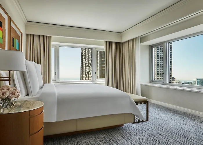 Executive Premier King Suite